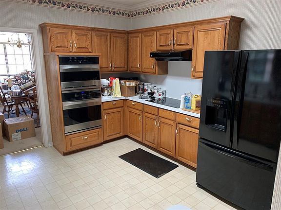 2nd image of 4406 Rosebud Dr