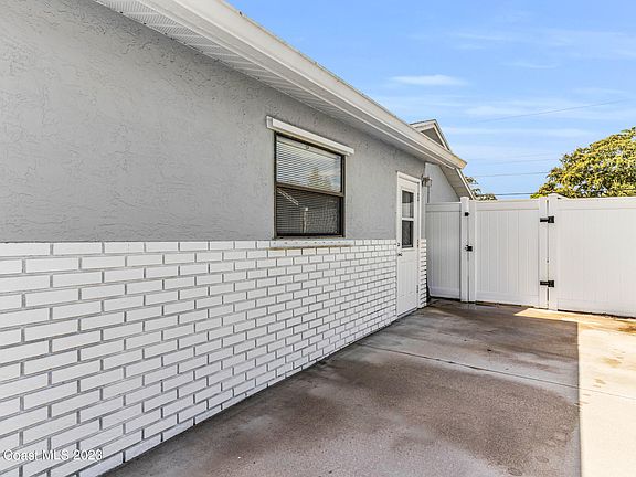 5th image of 4820 Volusia Ave