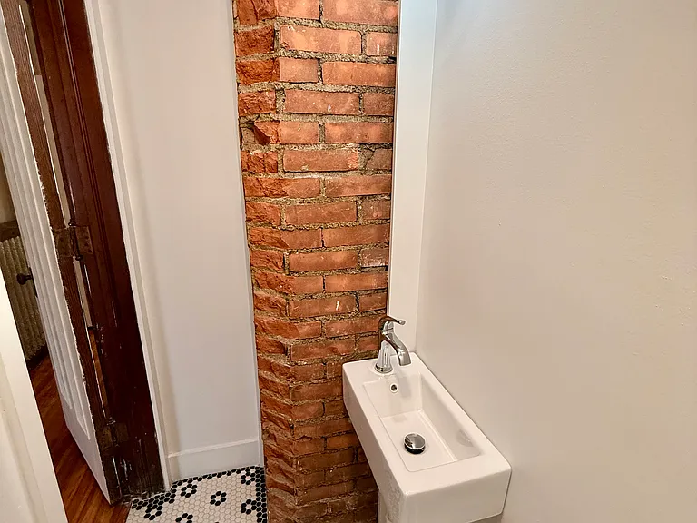 3100 Archwood Ave — Photo 11