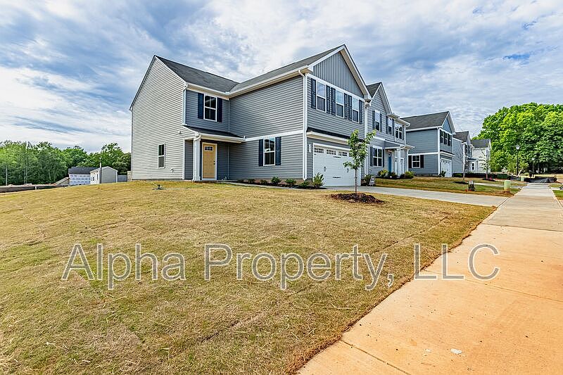 1207 Charlotte Hill St Piedmont SC Zillow