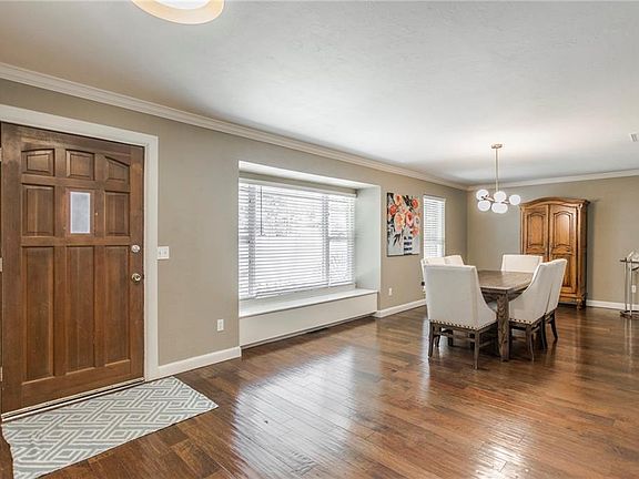 3rd image of 2112 Scissortail Ln