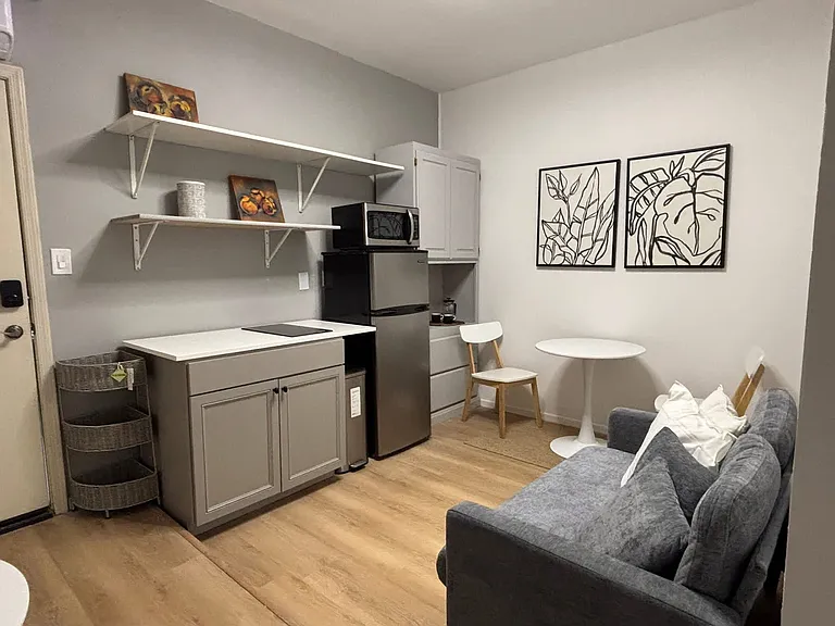 Bright and Comfortable Living Area