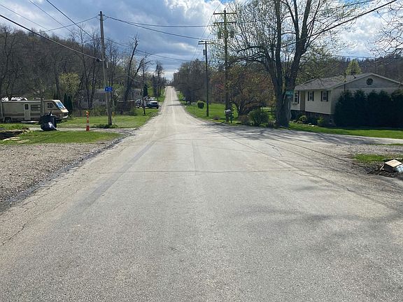 5th image of 46 Memorial Dr