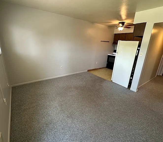 39 E Pratt St #A — Photo 1