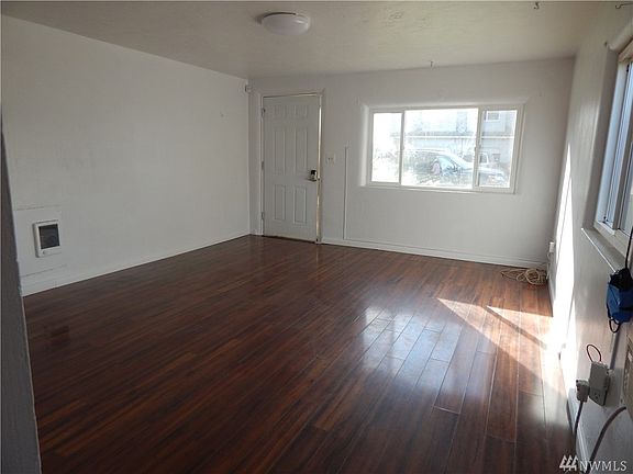 4th image of 1709 W Peninsula Dr