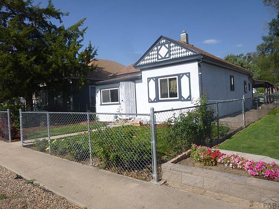 2nd image of 123 S Grand Ave