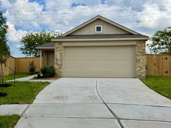 6335 Pelly Pl, Baytown, TX 77521