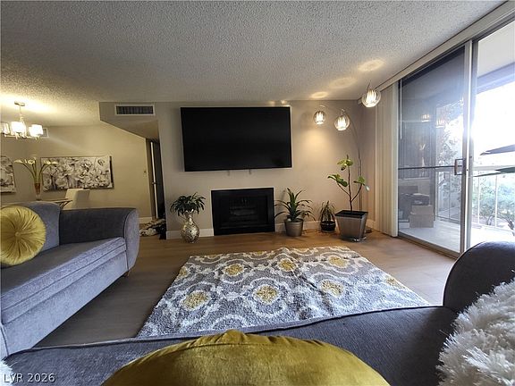 5th image of 750 S Royal Crest Cir Unit 342