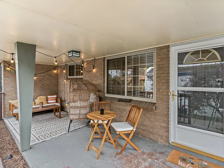 2461 Yates St — Photo 1