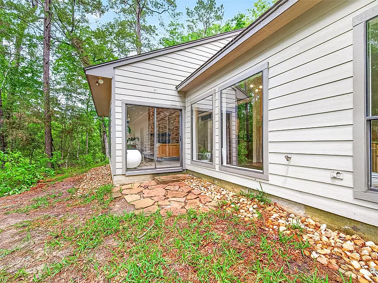 41 Creek Forest Ln — Photo 40