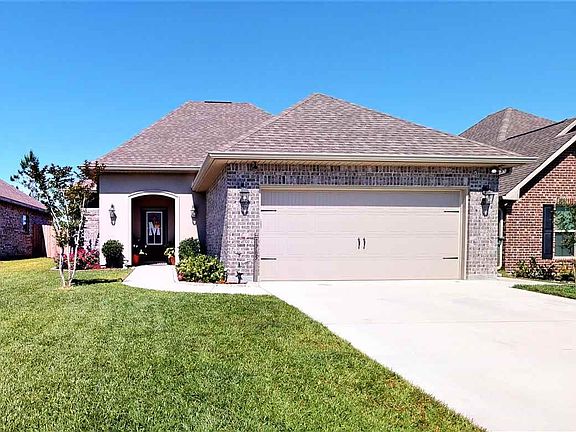 3rd image of 1765 Waterbury Way