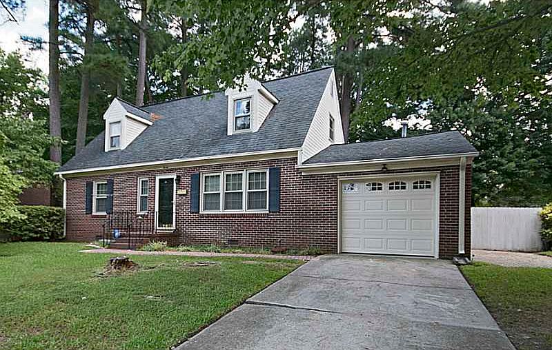 1st image of 30 Camelot Ct