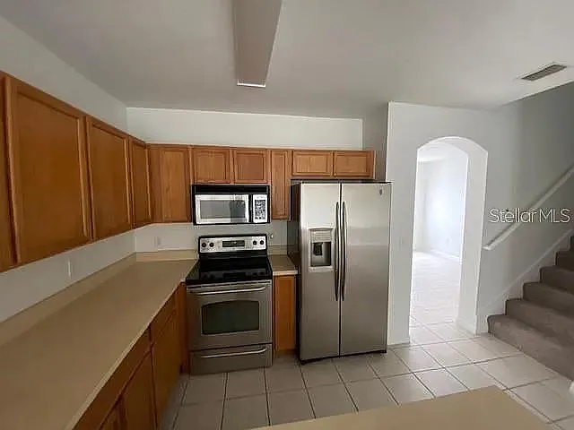 3 bed, 1708 sqft, $2,260 — Photo 4