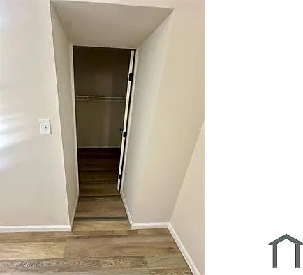 5909 Cates Ave — Photo 4