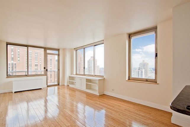 1st image of 200 E 89th St APT 20F