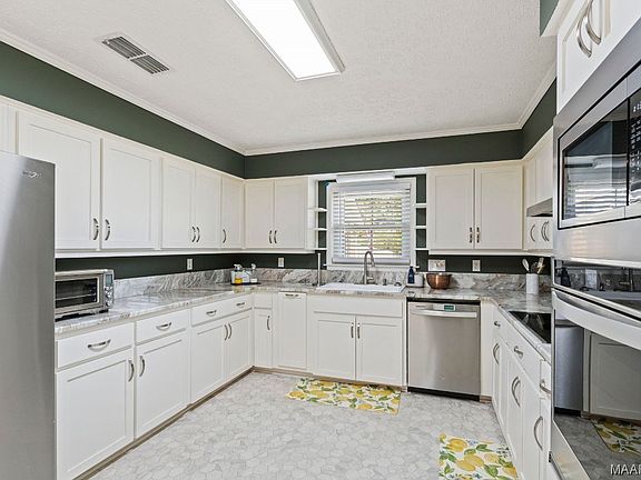 4th image of 5049 George Green Dr W