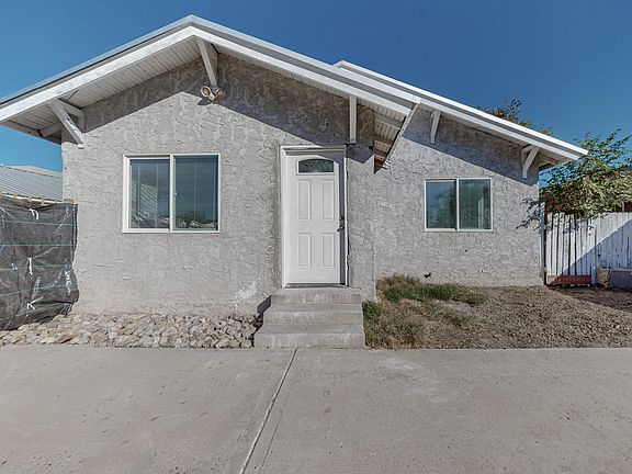 2nd image of 2121 Coal Ave SE