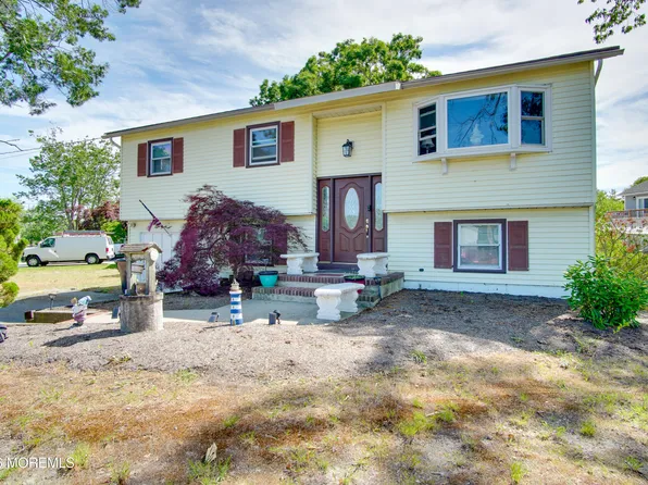 834 Ross Street, Toms River, NJ 08753
