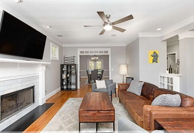 1390 Marion Walk SE — Photo 8