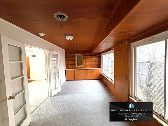4th image of 2033 Glendale Ave