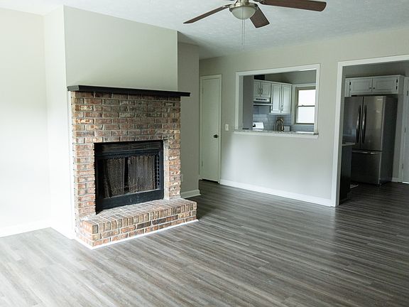 2nd image of 6113 Trestlewood Dr #C