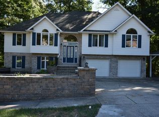 4636 N Chatham Dr, Bloomington, IN