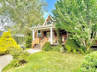 6 Nidzyn Ave, REMSENBURG, NY 11960