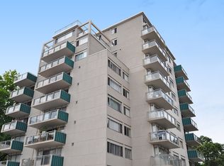 2191 W 39th Ave #306, Vancouver, BC V6M 1T7