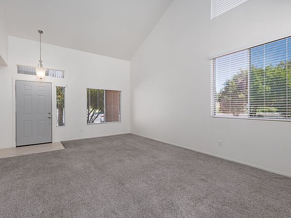 5th image of 6042 Highland Gardens Dr