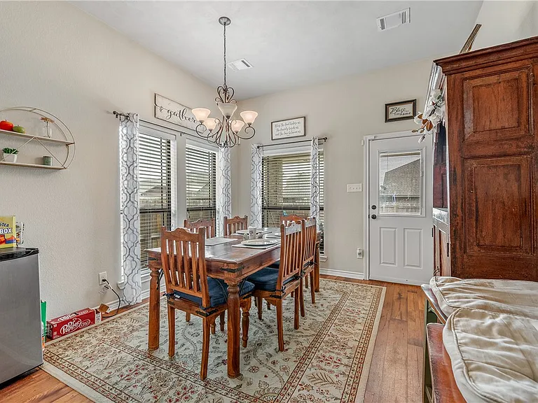 918 Dove Landing Ave — Photo 9