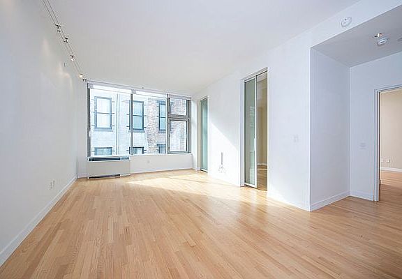 5th image of 650 6th Ave APT 4M