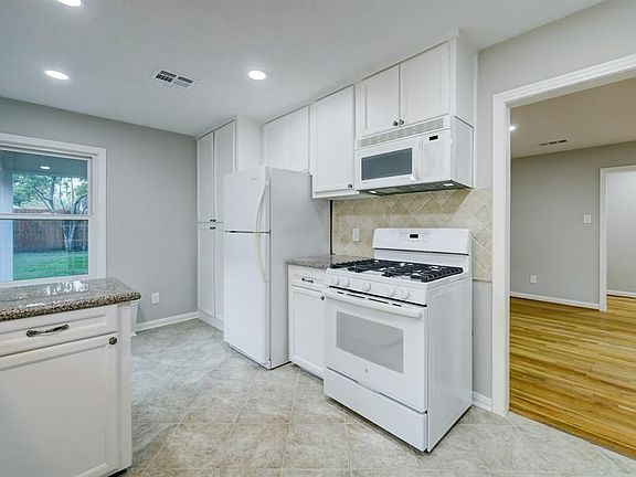 5th image of 1340 Althea Dr
