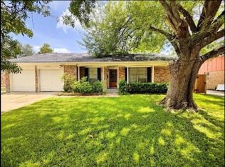 9006 Roos Rd, Houston, TX 77036