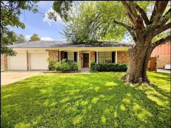 9006 Roos Rd, Houston, TX 77036