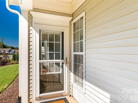 2nd image of 2034 Sweetleaf Dr