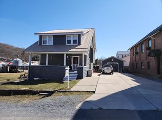 135 1st St, Rossiter, PA 15772