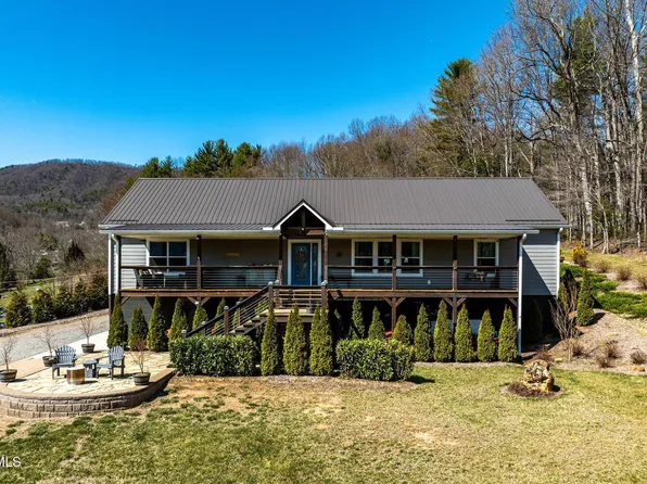 1168 Campbell Rd, Mountain City, TN 37683