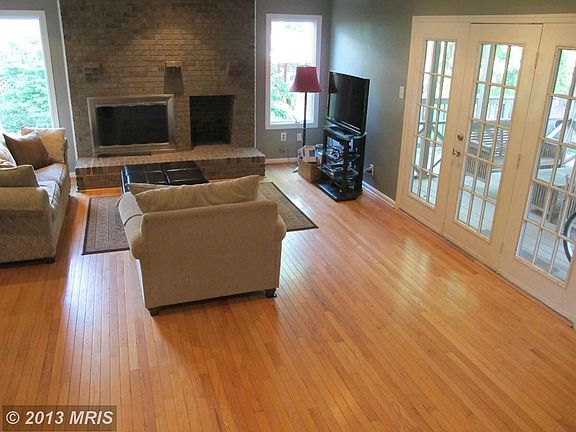 2nd image of 11677 Gilman Ln