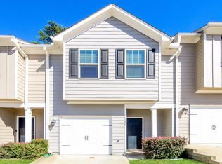 1206 Highwood Ln, East Pt, GA 30344