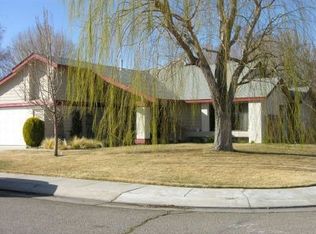 2329 Choctaw Dr, Bishop, CA 93514