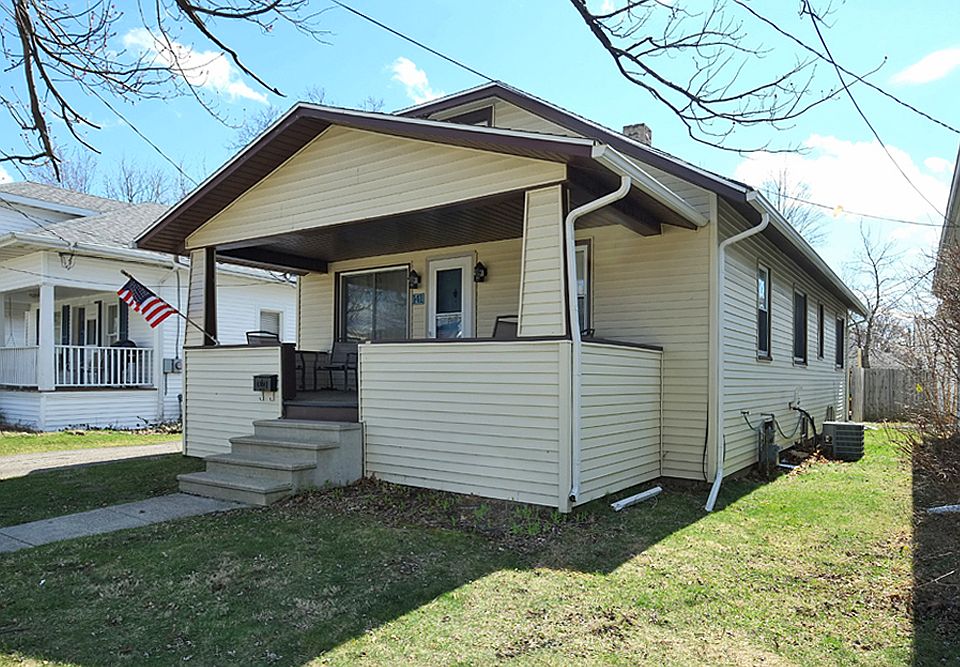 1st image of 141 Winter St
