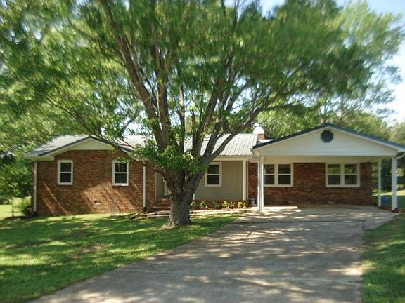 2nd image of 196 Greenwood Dr