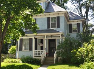 32 Maple Tree Ln, Worcester, MA 01602