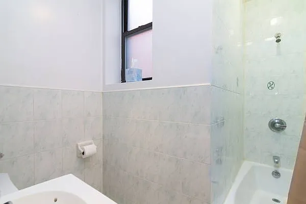 Rented by J Misrahi Realty Corp | media 19