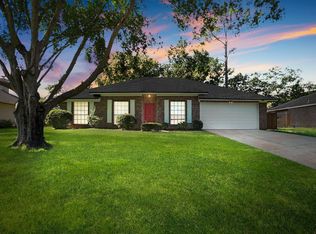 1914 Suwannee River Dr, Fleming Island, FL 32003