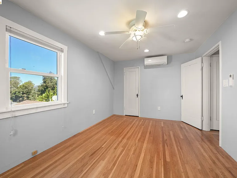 7850 Crest Ave — Photo 14