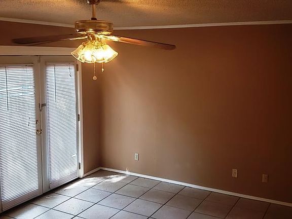 3rd image of 600 Bagby Ave APT 8D