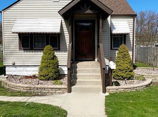 2921 Kenwood St, Hammond, IN 46323