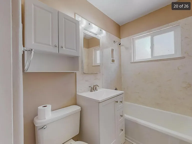 412 Cardenas Dr NE — Photo 14