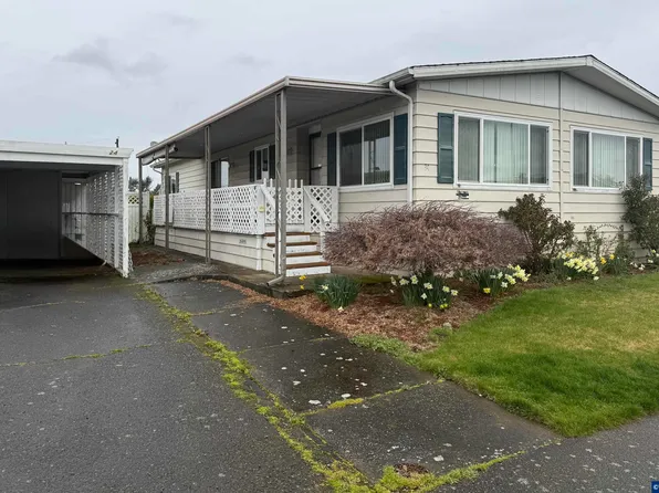 5422 Portland Rd NE Unit 24, Salem, OR 97305